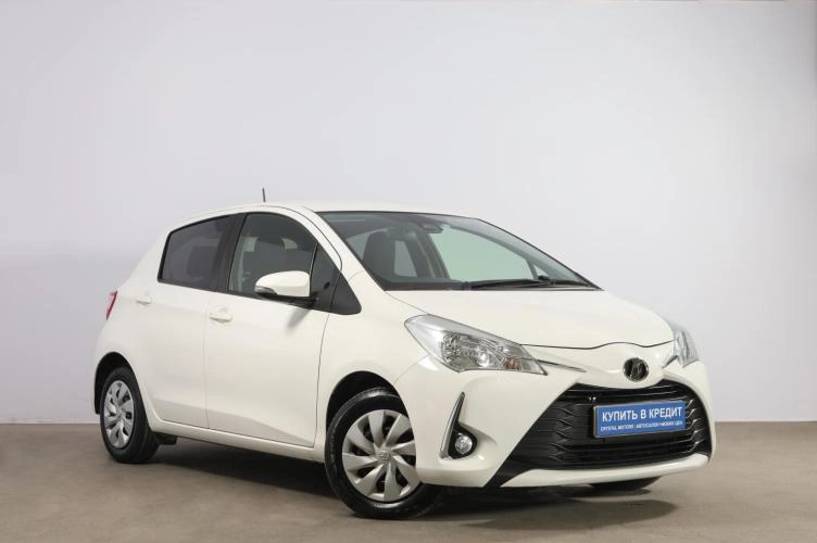 Toyota Vitz 1 из 6