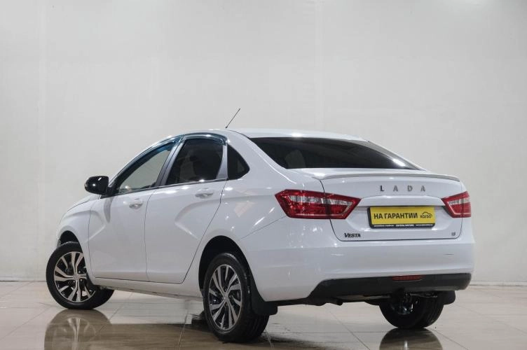 ВАЗ (LADA) Vesta 4 из 6