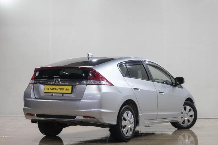 Honda Insight 6 из 6