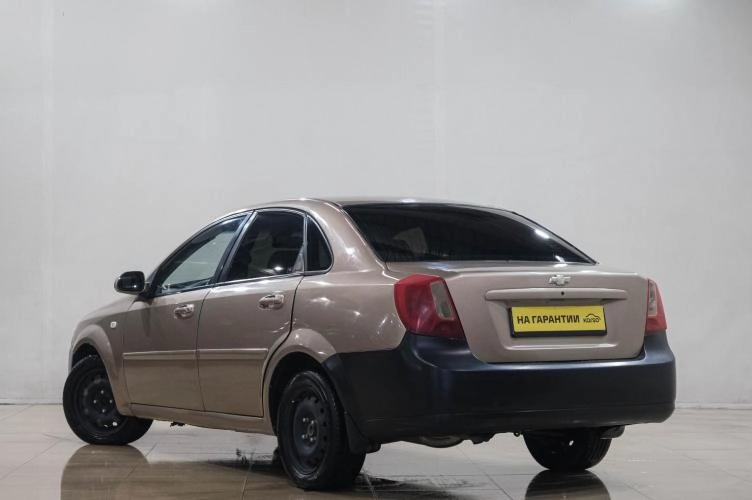Chevrolet Lacetti 4 из 6