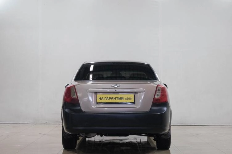 Chevrolet Lacetti 5 из 6