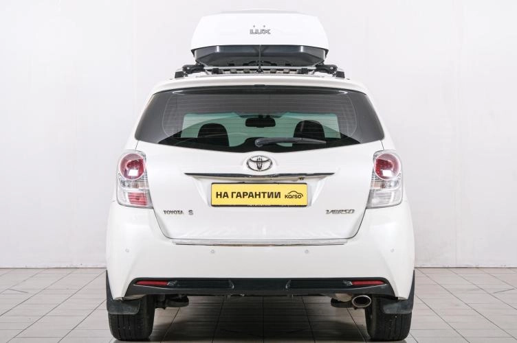 Toyota Verso 5 из 6