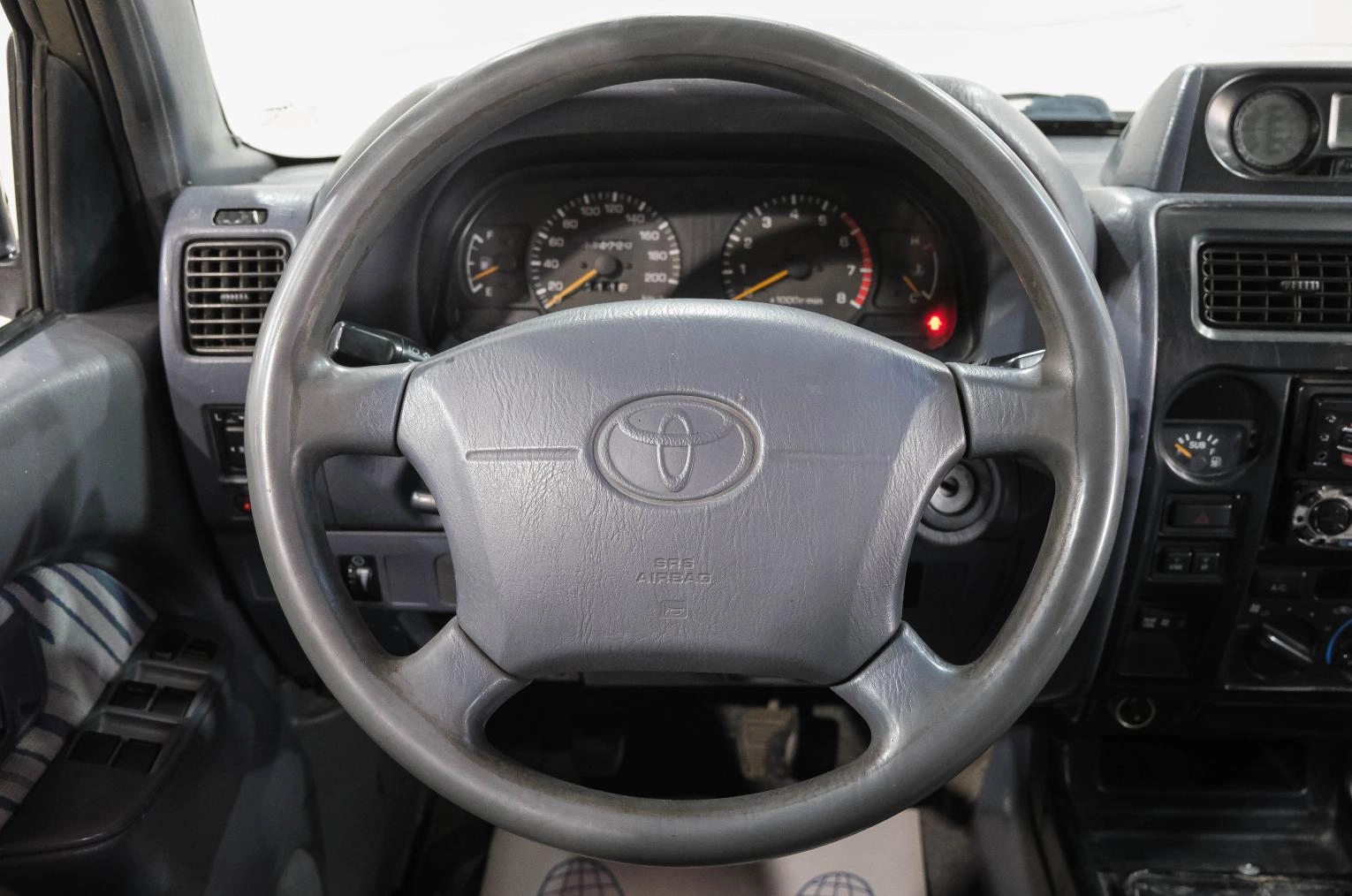 Toyota Land Cruiser Prado 19 из 37