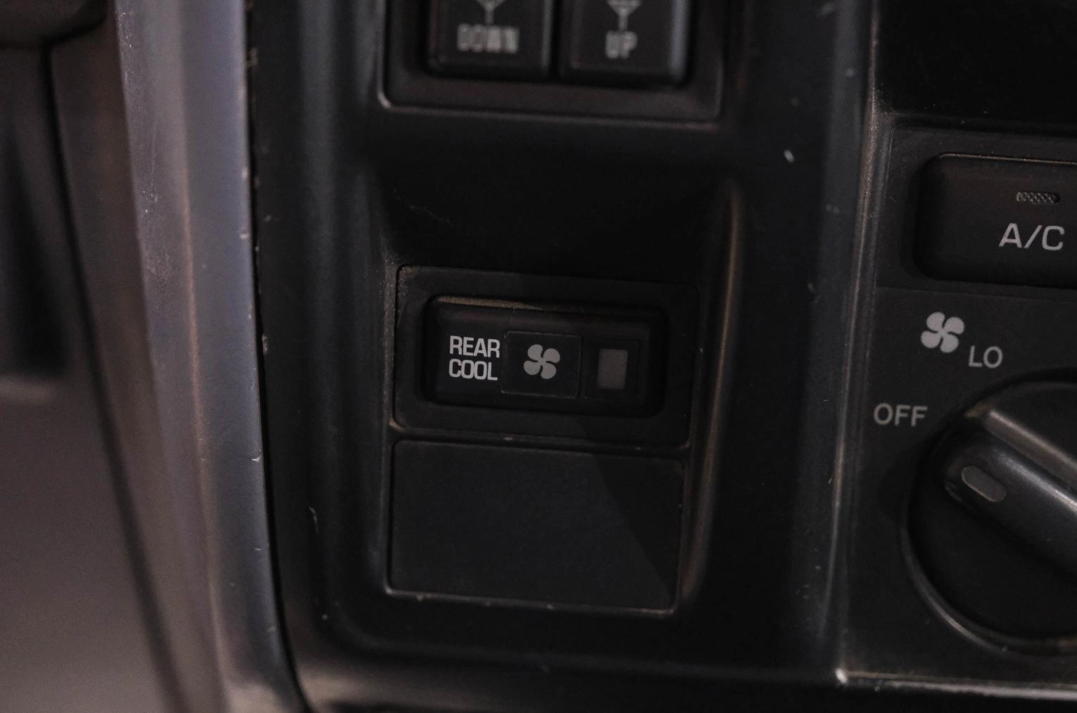 Toyota Land Cruiser Prado 24 из 37