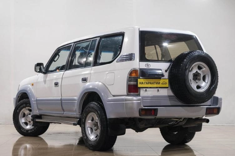 Toyota Land Cruiser Prado 4 из 6