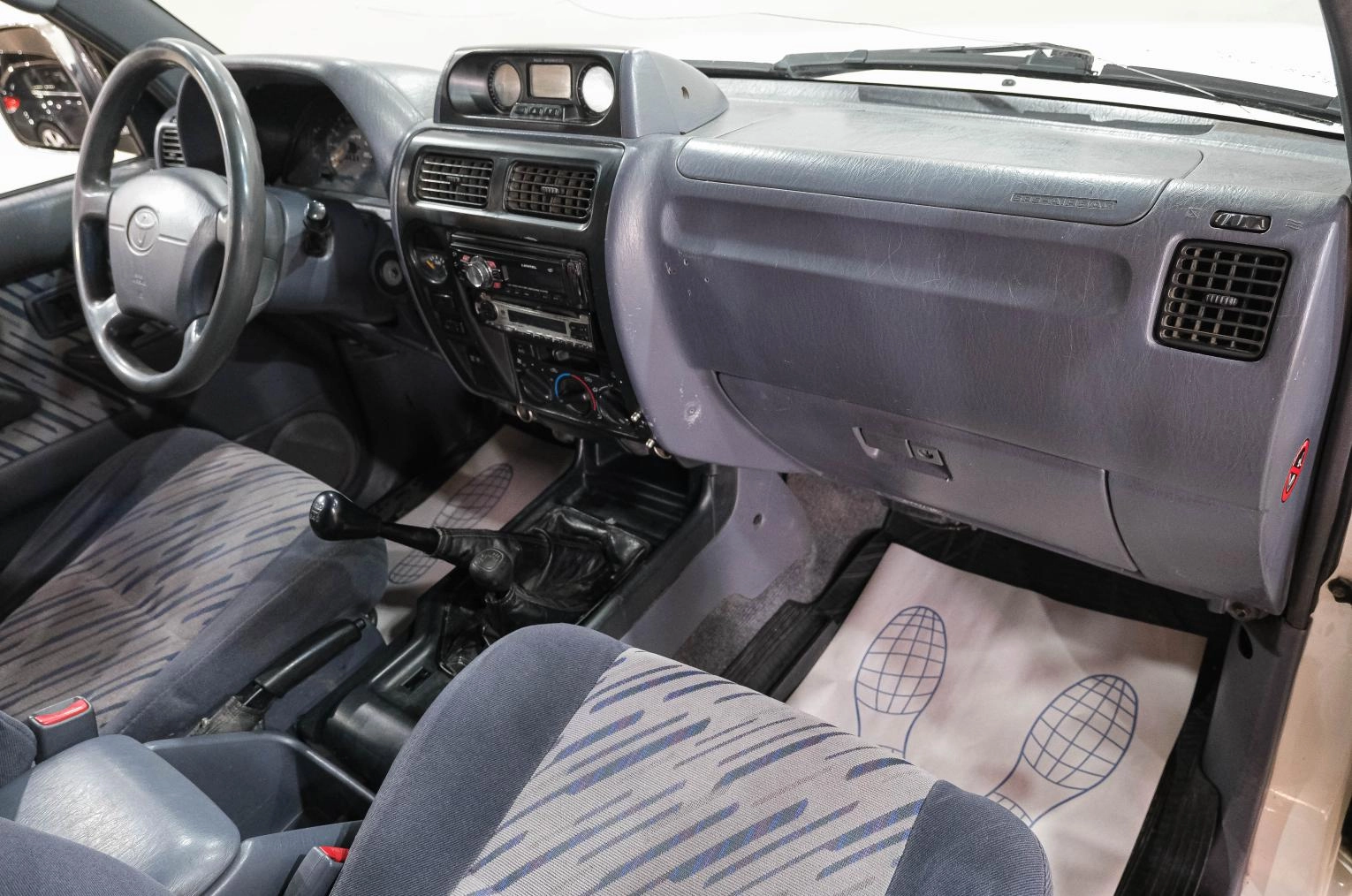 Toyota Land Cruiser Prado 15 из 37