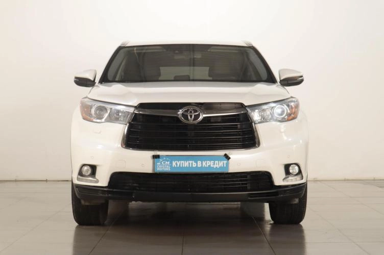 Toyota Highlander 2 из 6
