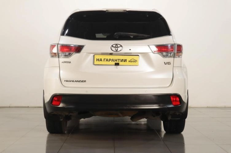 Toyota Highlander 5 из 6