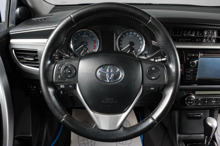 Toyota Corolla 12 из 18