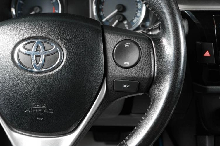 Toyota Corolla 14 из 18