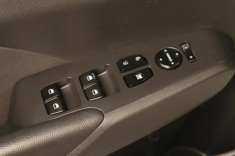 Hyundai Solaris 8 из 19