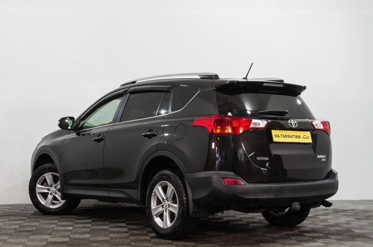 Toyota RAV4 6 из 16