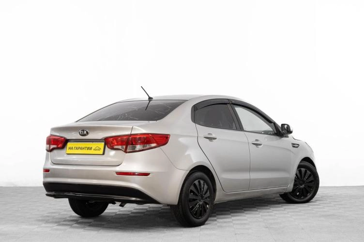 KIA Rio 4 из 6