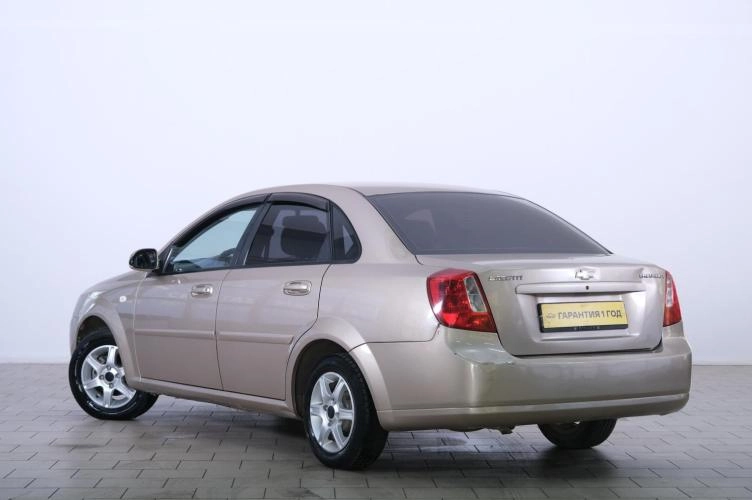 Chevrolet Lacetti 4 из 6