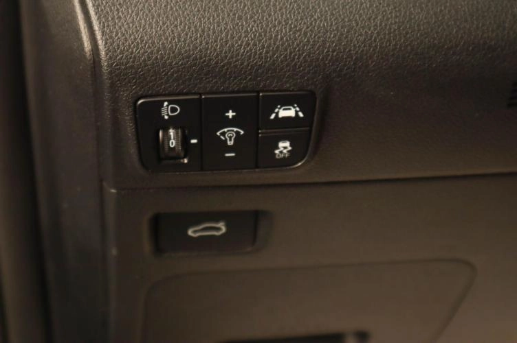 KIA K5 11 из 20