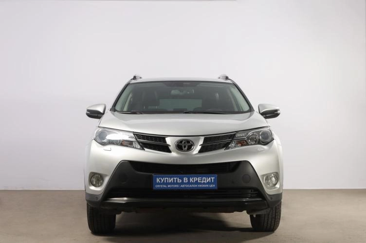 Toyota RAV4 2 из 6