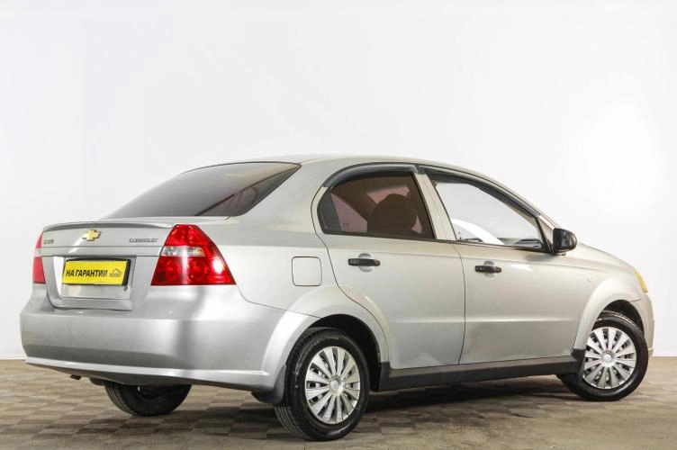 Chevrolet Aveo 6 из 6