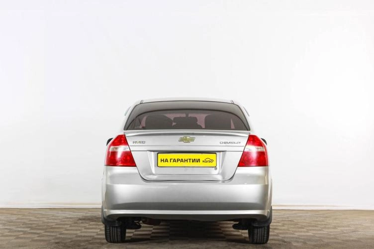 Chevrolet Aveo 5 из 6
