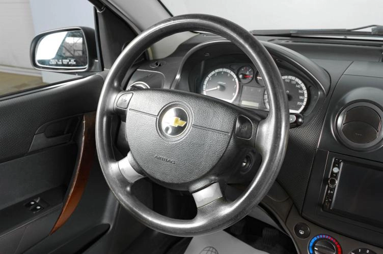Chevrolet Aveo 11 из 15