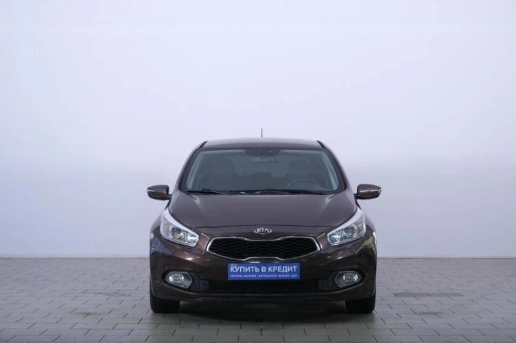 KIA cee'd 2 из 6