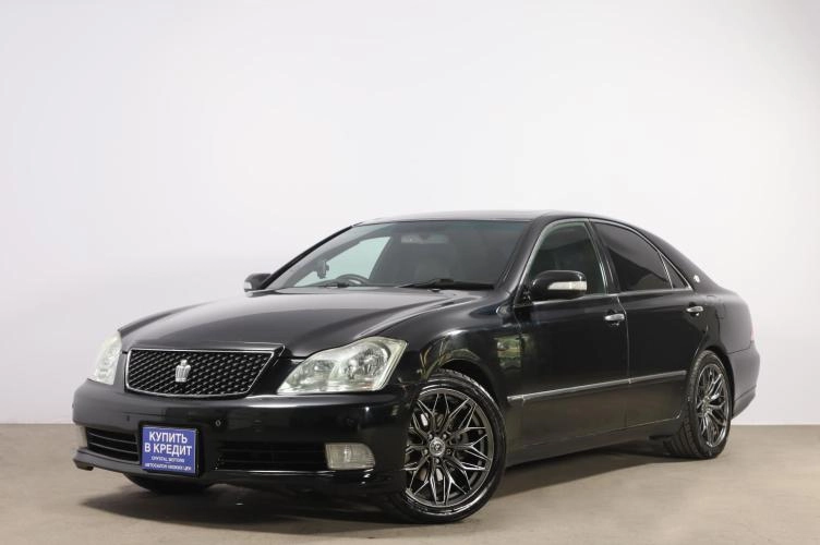 Toyota Crown 3 из 6