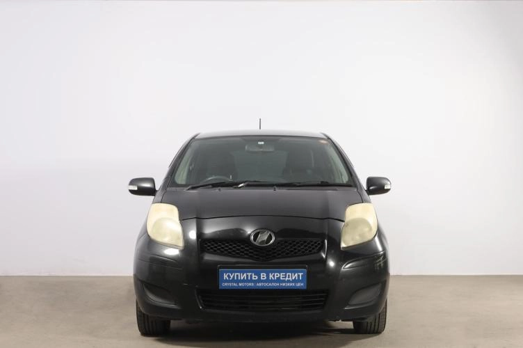Toyota Vitz 2 из 6