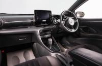 Toyota Yaris 9 из 18