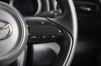 Toyota Yaris 13 из 18
