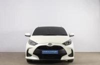 Toyota Yaris 2 из 18