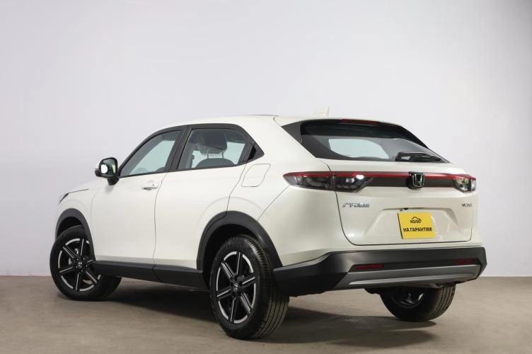 Honda Vezel 4 из 6