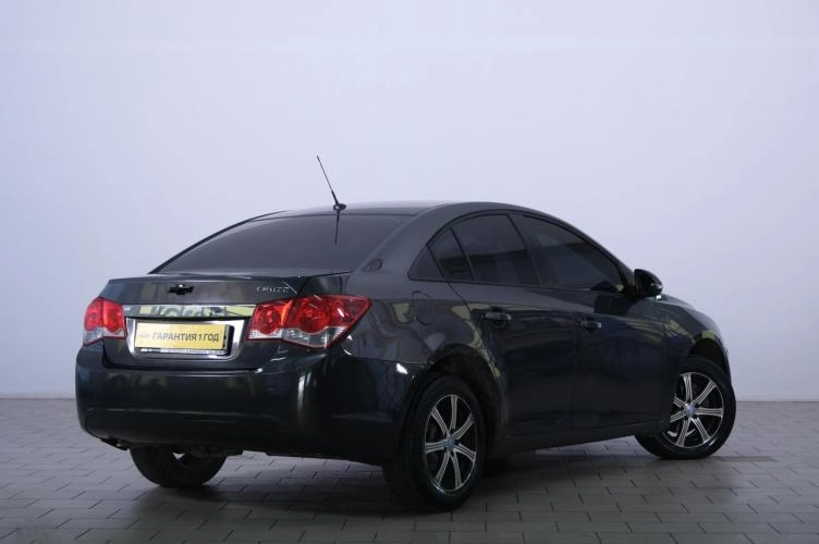 Chevrolet Cruze 6 из 6