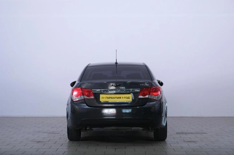 Chevrolet Cruze 5 из 6