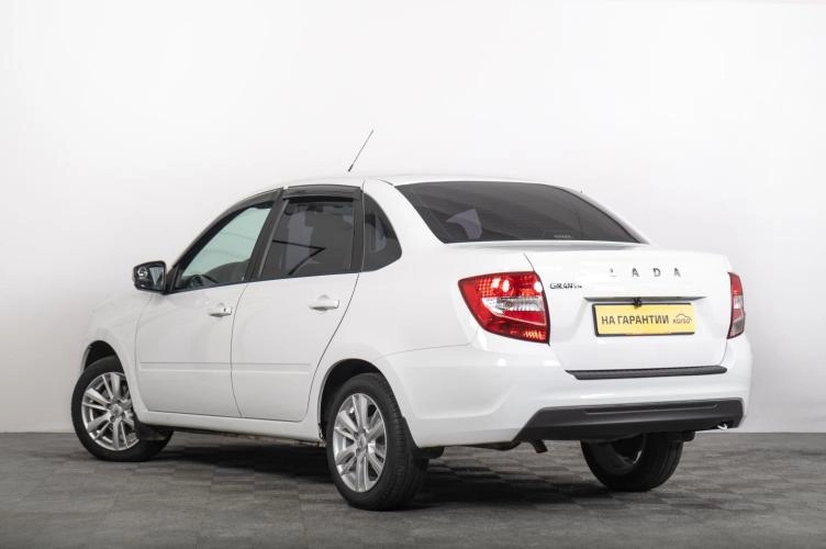 ВАЗ (LADA) Granta 5 из 6