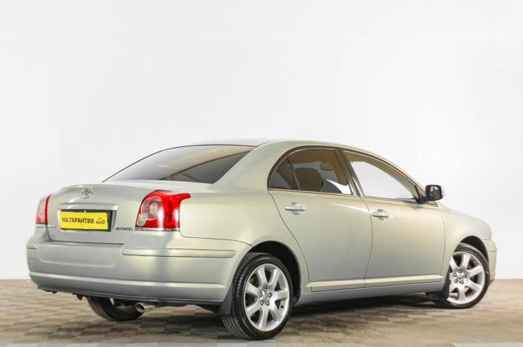Toyota Avensis 6 из 6
