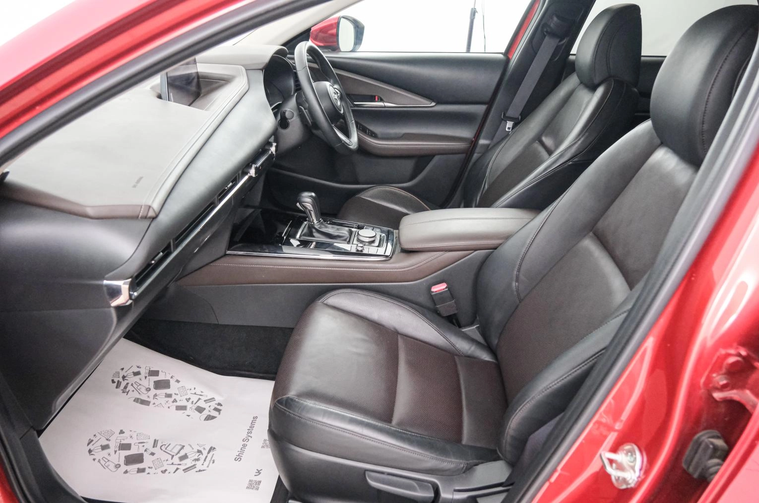 Mazda CX-30 13 из 21