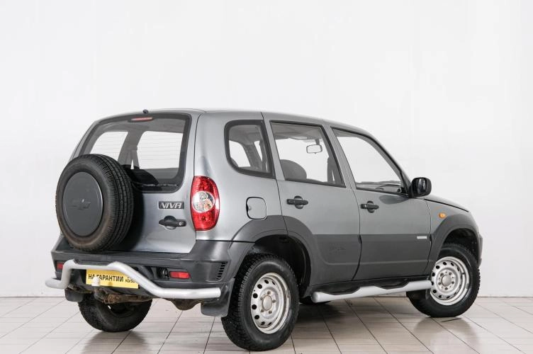 Chevrolet Niva 6 из 6