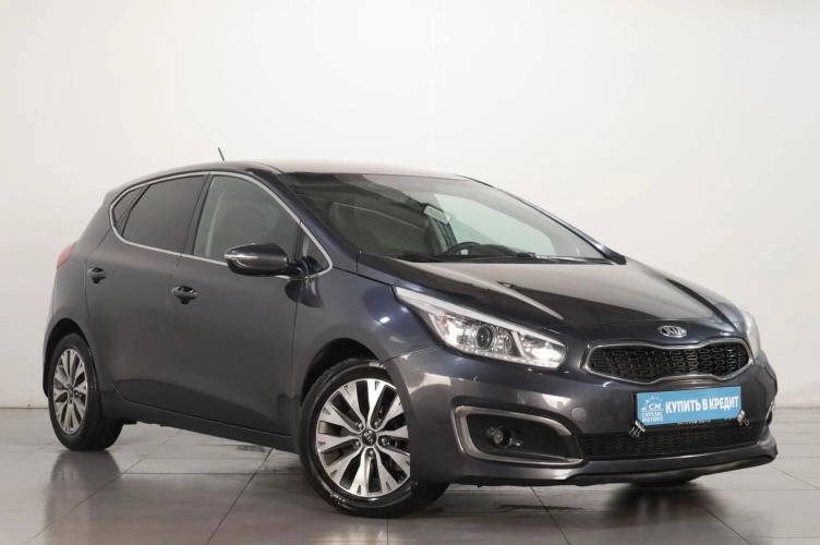 KIA cee'd 1 из 6