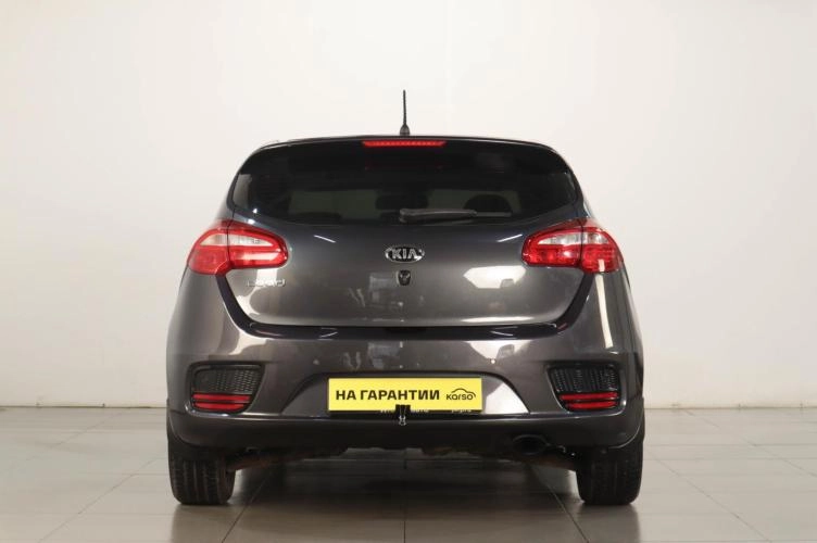 KIA cee'd 5 из 6