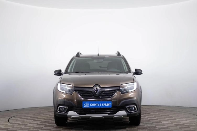 Renault Sandero Stepway 2 из 6