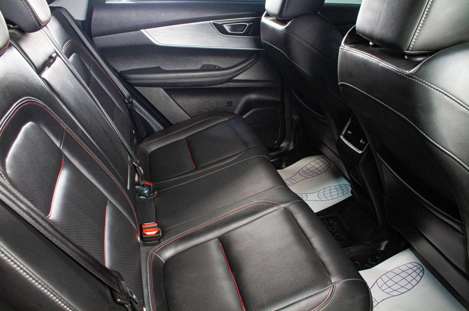 Chery Tiggo 7 Pro 16 из 16