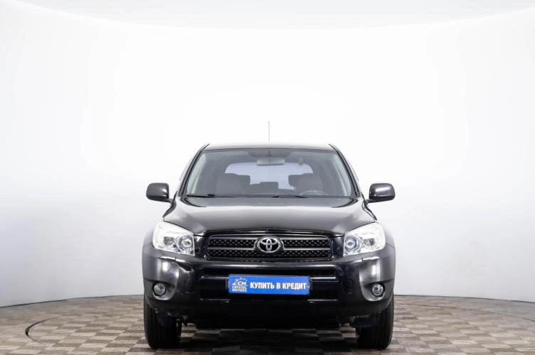 Toyota RAV4 2 из 6