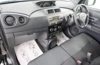 Toyota bB 12 из 21