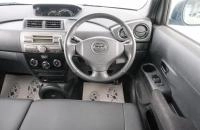 Toyota bB 14 из 21