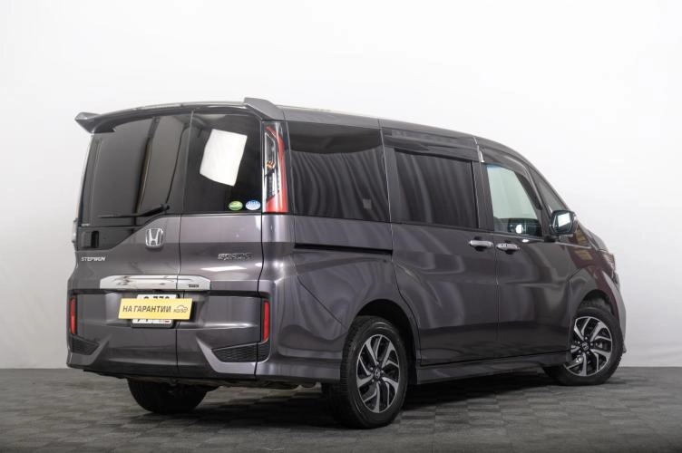Honda Stepwgn Spada 6 из 6