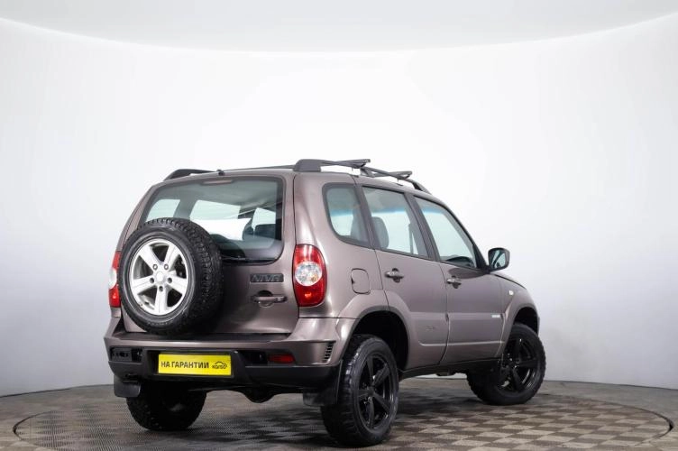 Chevrolet Niva 4 из 6