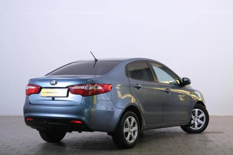 KIA Rio 6 из 6