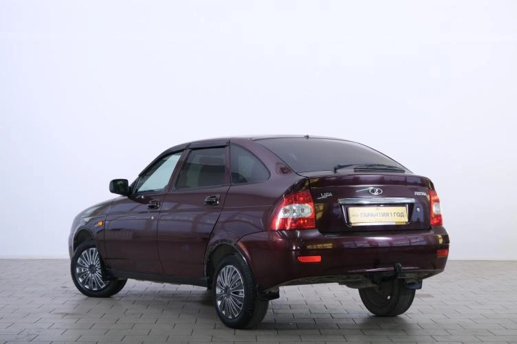 ВАЗ (LADA) Priora 4 из 6