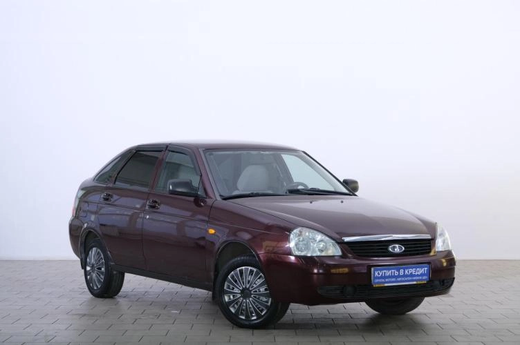 ВАЗ (LADA) Priora 1 из 6