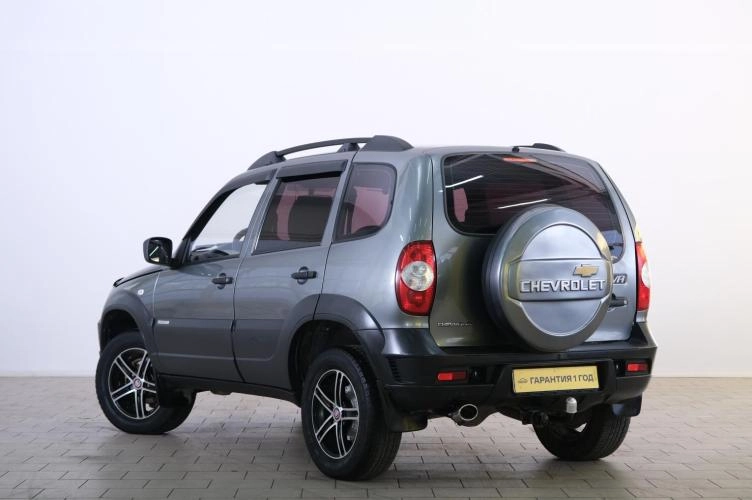 Chevrolet Niva 4 из 6