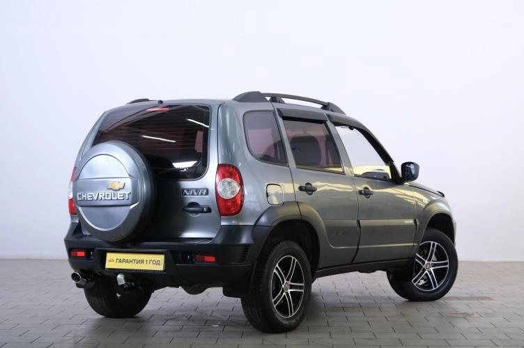 Chevrolet Niva 6 из 6